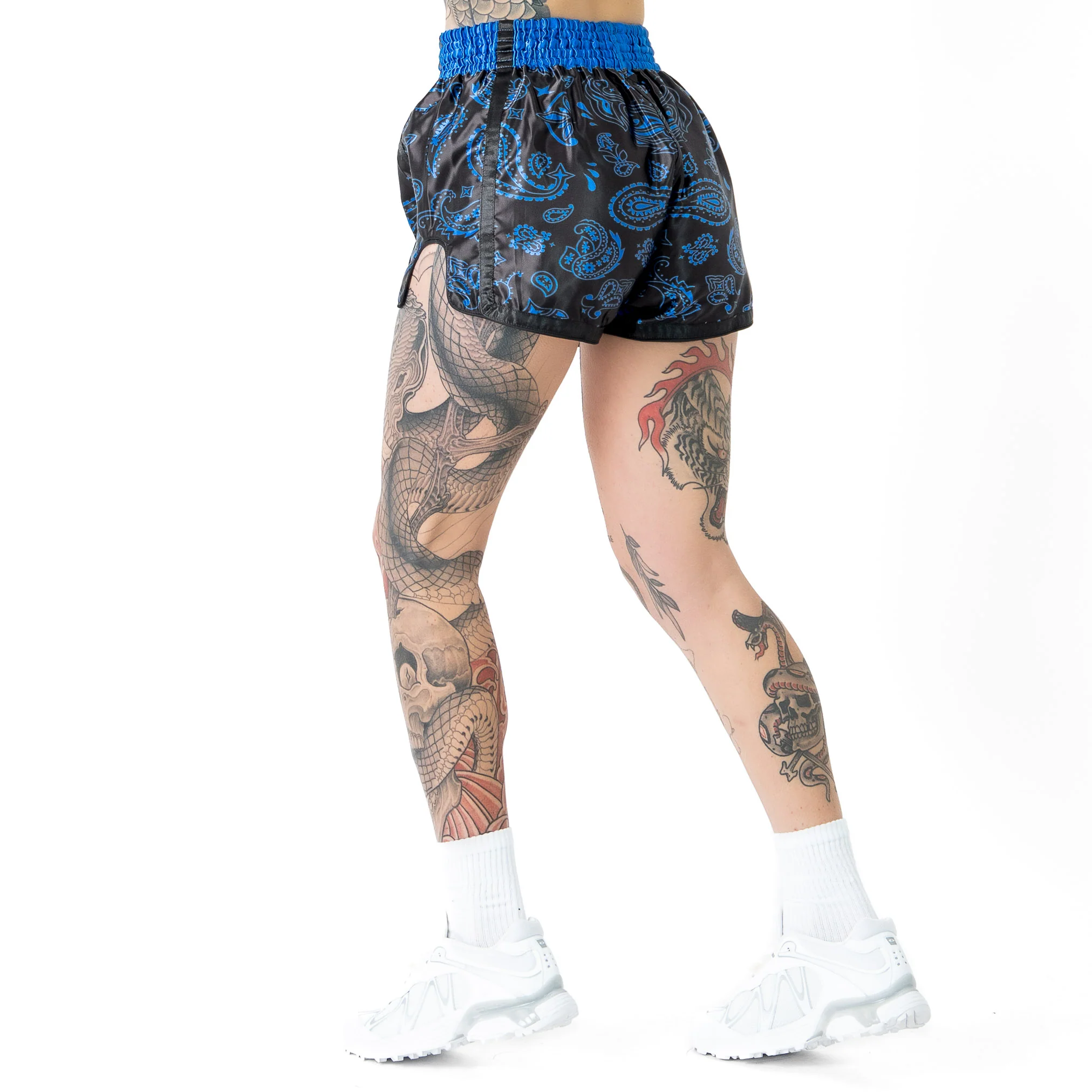 BANDANA FIGHT SHORTS - BLACK / BLUE - Image 6