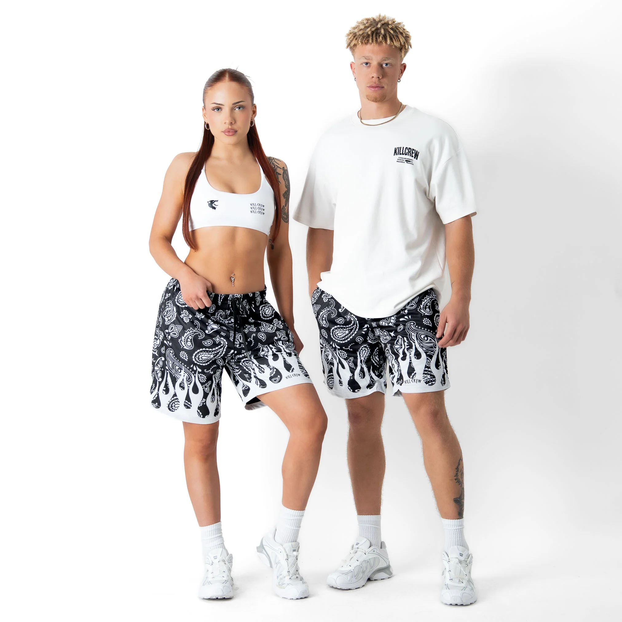 RELAXED CUT SHORTS BANDANA FLAME - BLACK / WHITE - Image 2