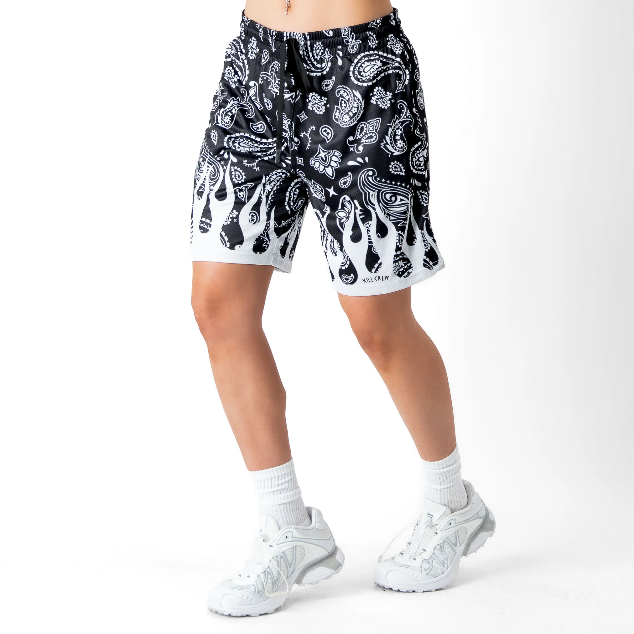 RELAXED CUT SHORTS BANDANA FLAME - BLACK / WHITE - Image 5