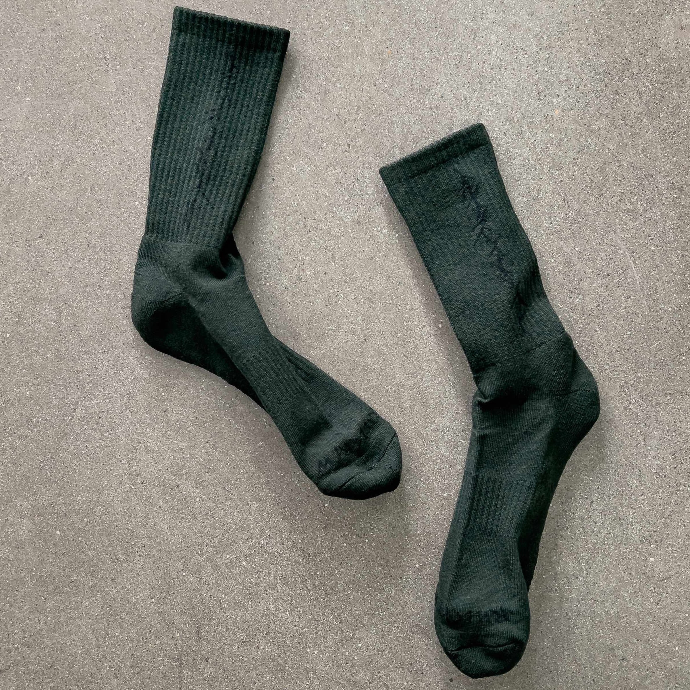BARBWIRE HIGH SOCKS - OLIVE - Image 2