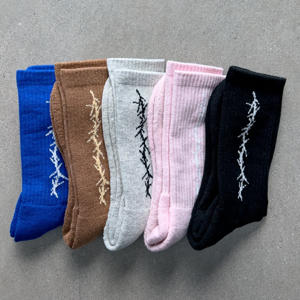 BARBWIRE HIGH SOCKS - PINK - Image 4