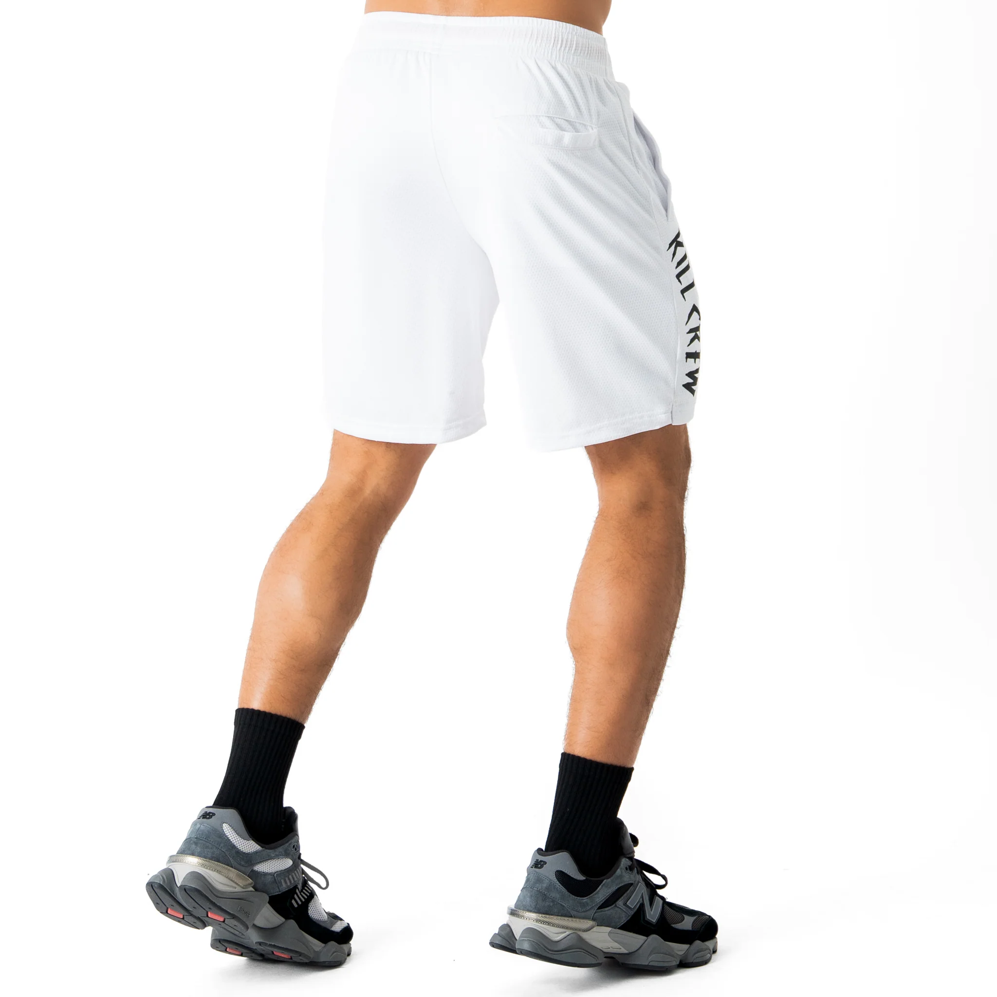 RELAXED CUT SHORTS EMBROIDERED FLAG - WHITE - Image 4