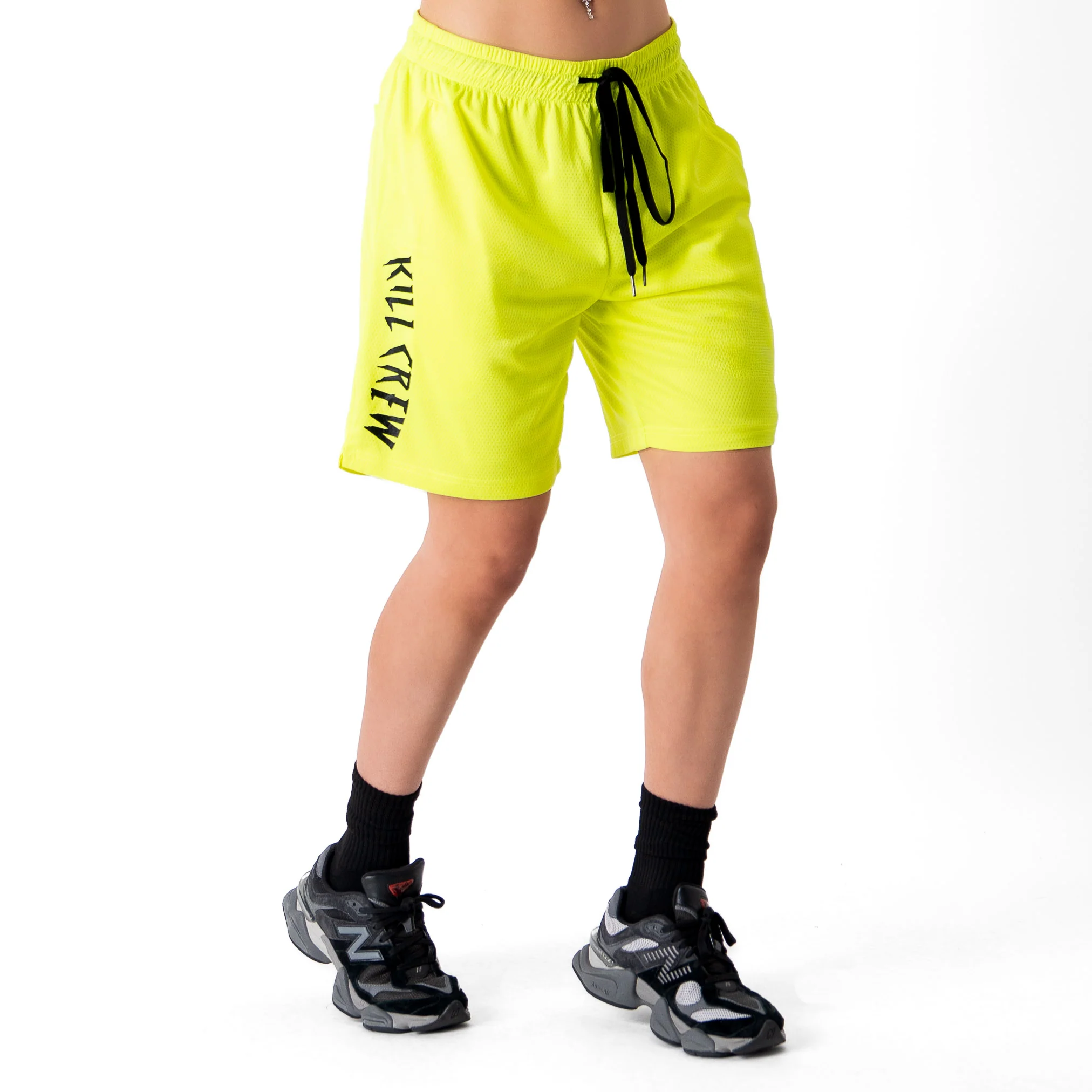 RELAXED CUT SHORTS EMBROIDERED FLAG - NEON YELLOW - Image 5