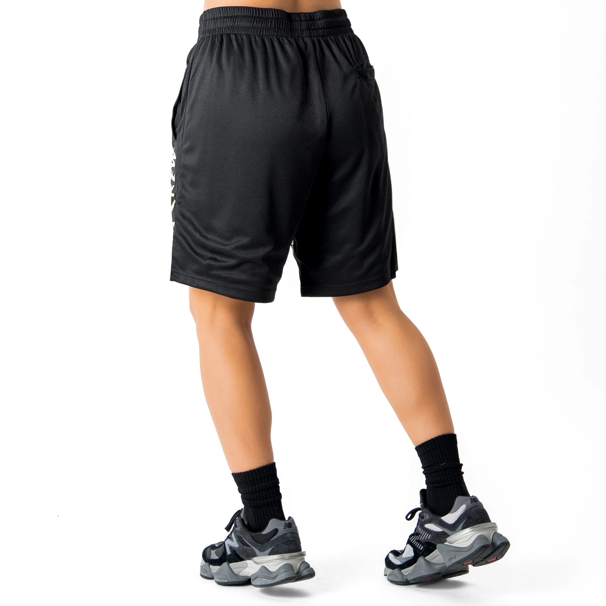 RELAXED CUT SHORTS FLAME - BLACK / GREEN - Image 6