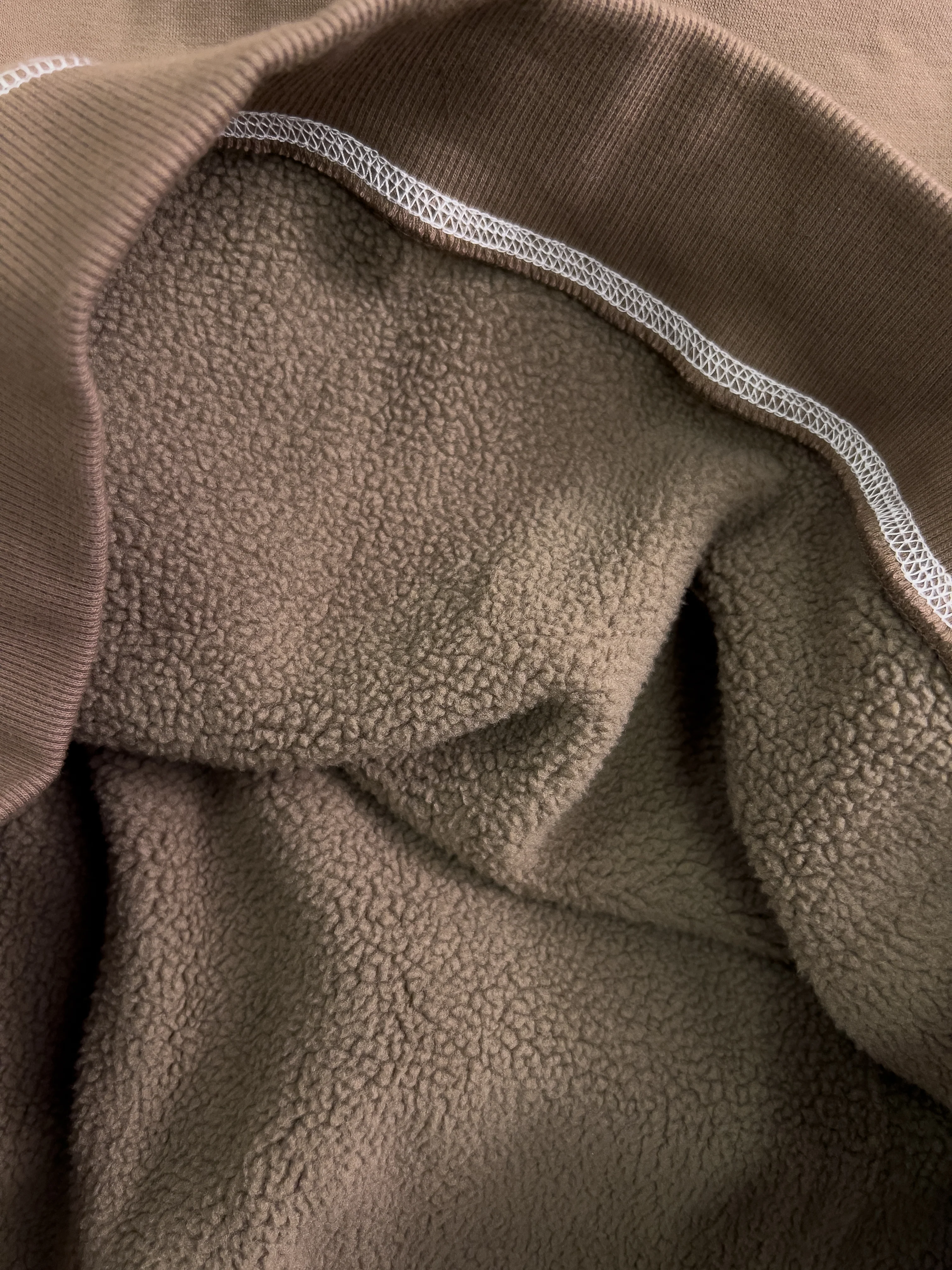 OVERSIZED LUX OUTSEAM CREW NECK - BROWN - Image 5