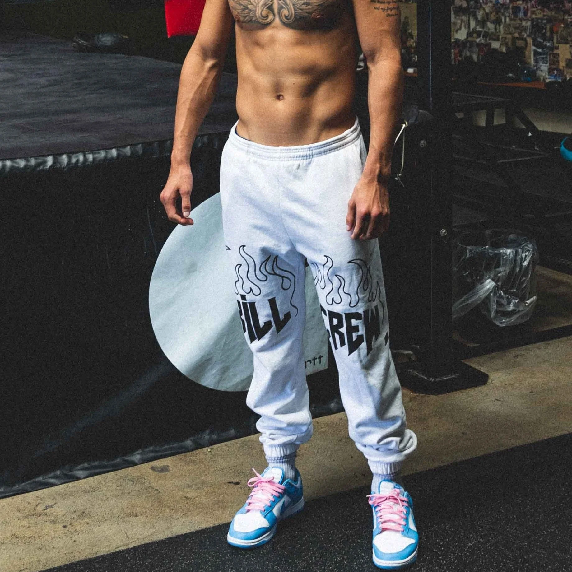 HEAVYWEIGHT LUX SWEATPANTS FLAME - BLUE / WHITE - Image 4