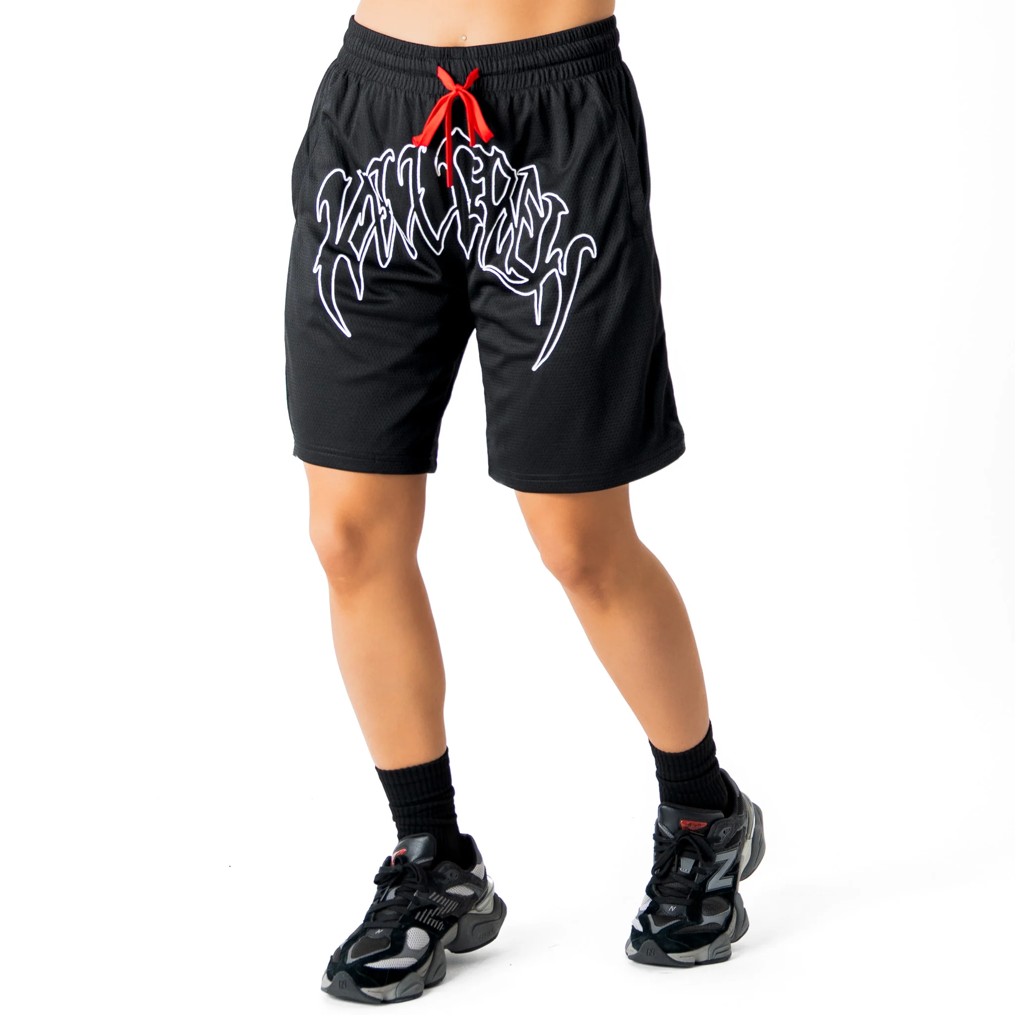 RELAXED CUT SHORTS CLASSIC - BLACK / WHITE - Image 5
