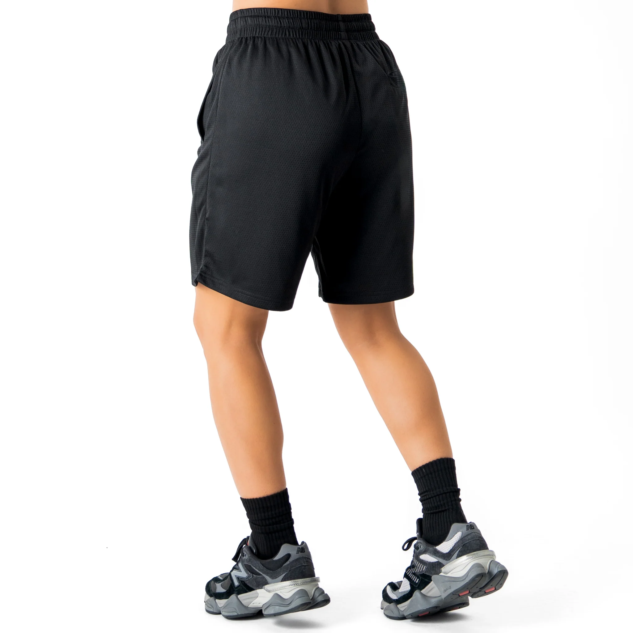 RELAXED CUT SHORTS CLASSIC - BLACK / WHITE - Image 6