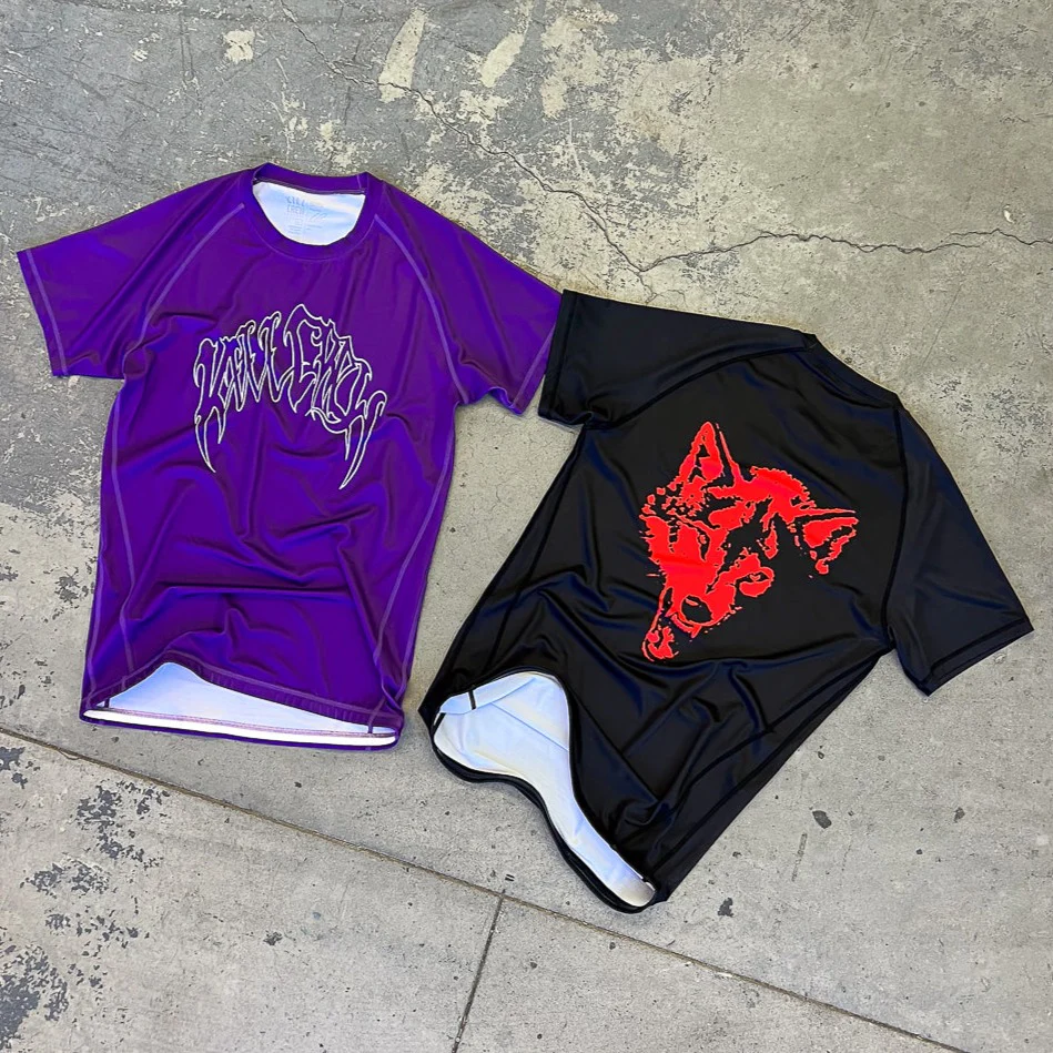 LONE WOLF SHORT SLEEVE RASH GUARD - PURPLE - Image 5