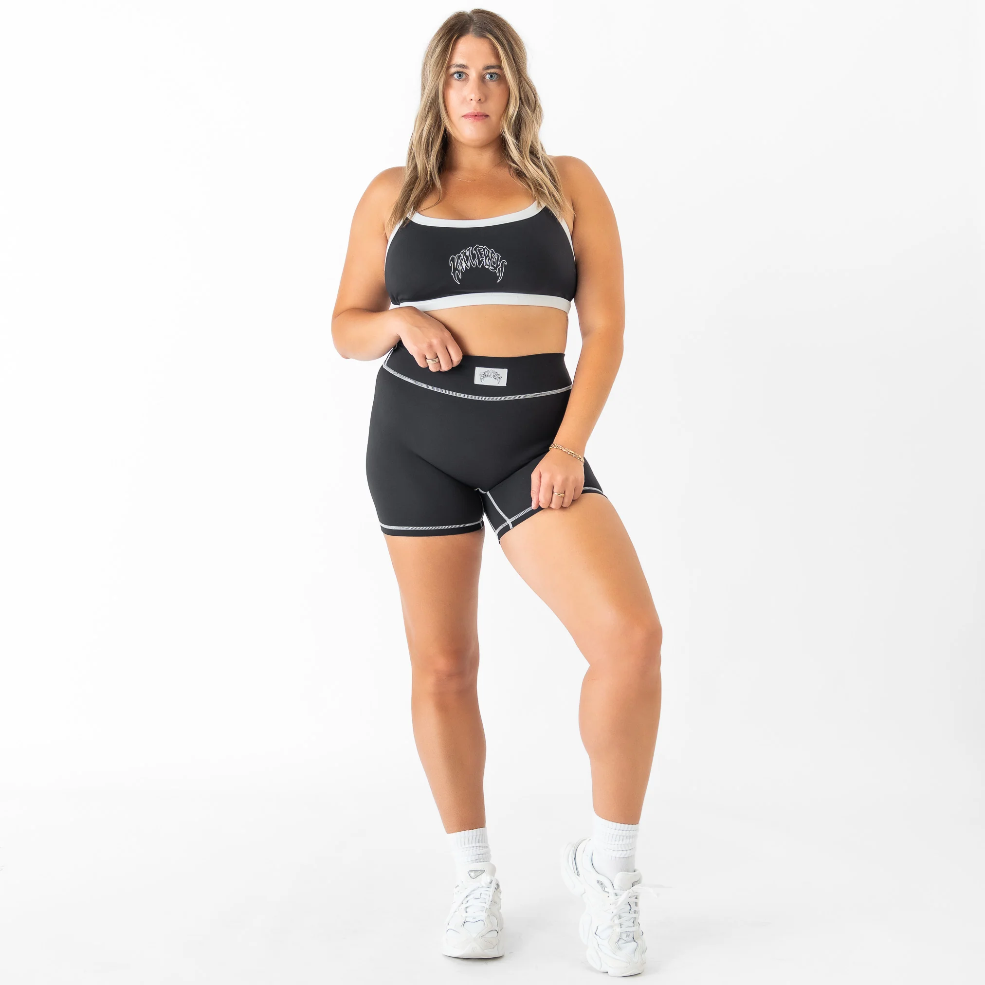 MID RISE COLOR BLOCK BIKER SHORT - BLACK - Image 3