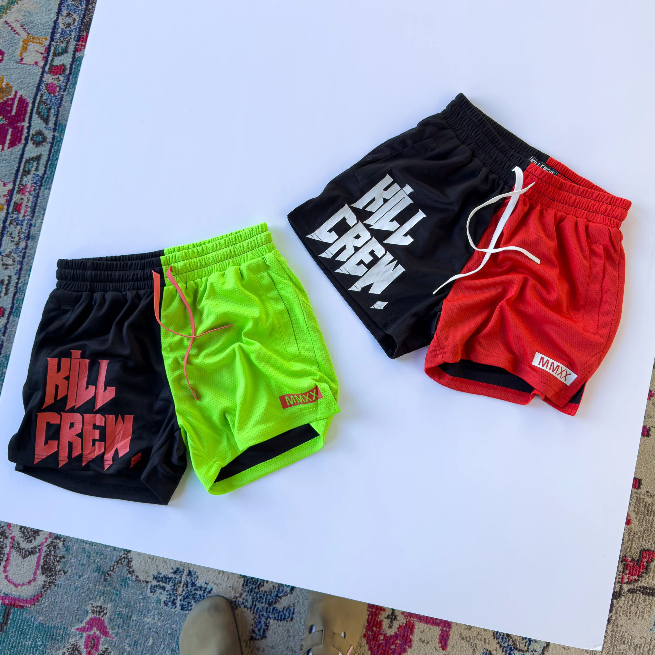 MUAY THAI SHORTS (MID THIGH CUT) 2 TONE - BLACK / GREEN - Image 3