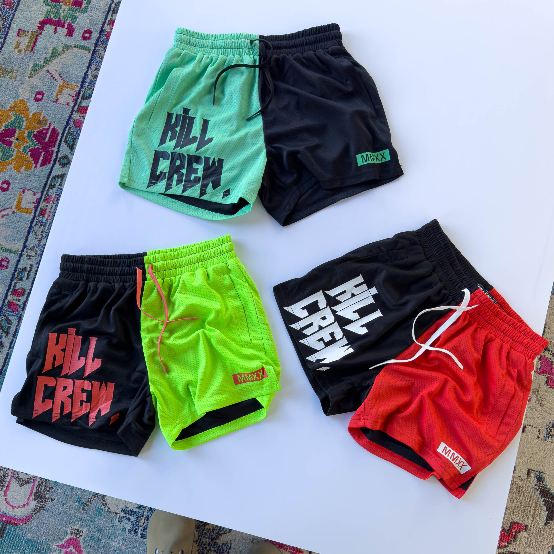 MUAY THAI SHORTS (MID THIGH CUT) 2 TONE - BLACK / GREEN - Image 4