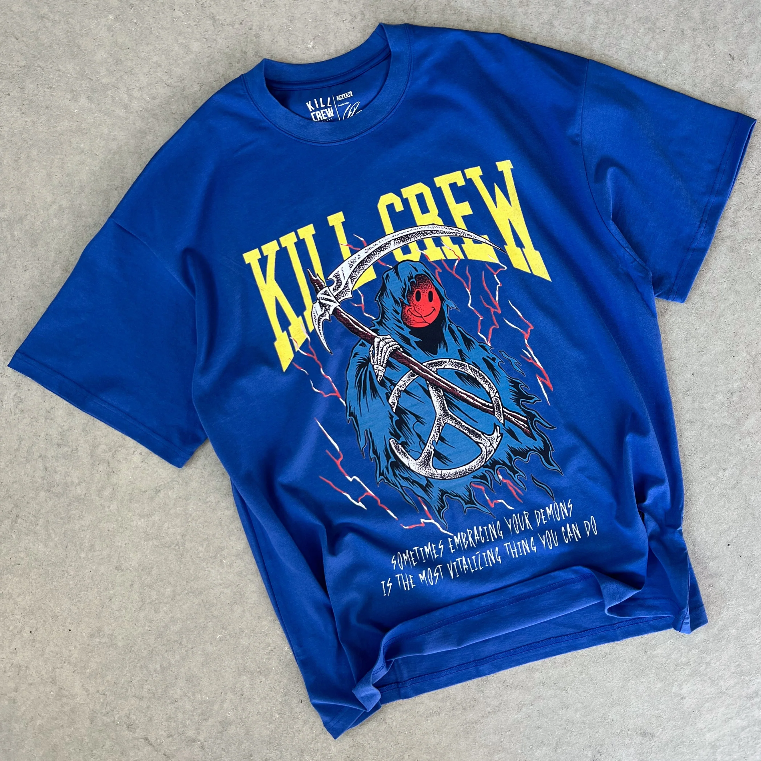 OVERSIZED EMBRACING DEMONS T-SHIRT - BLUE - Image 2