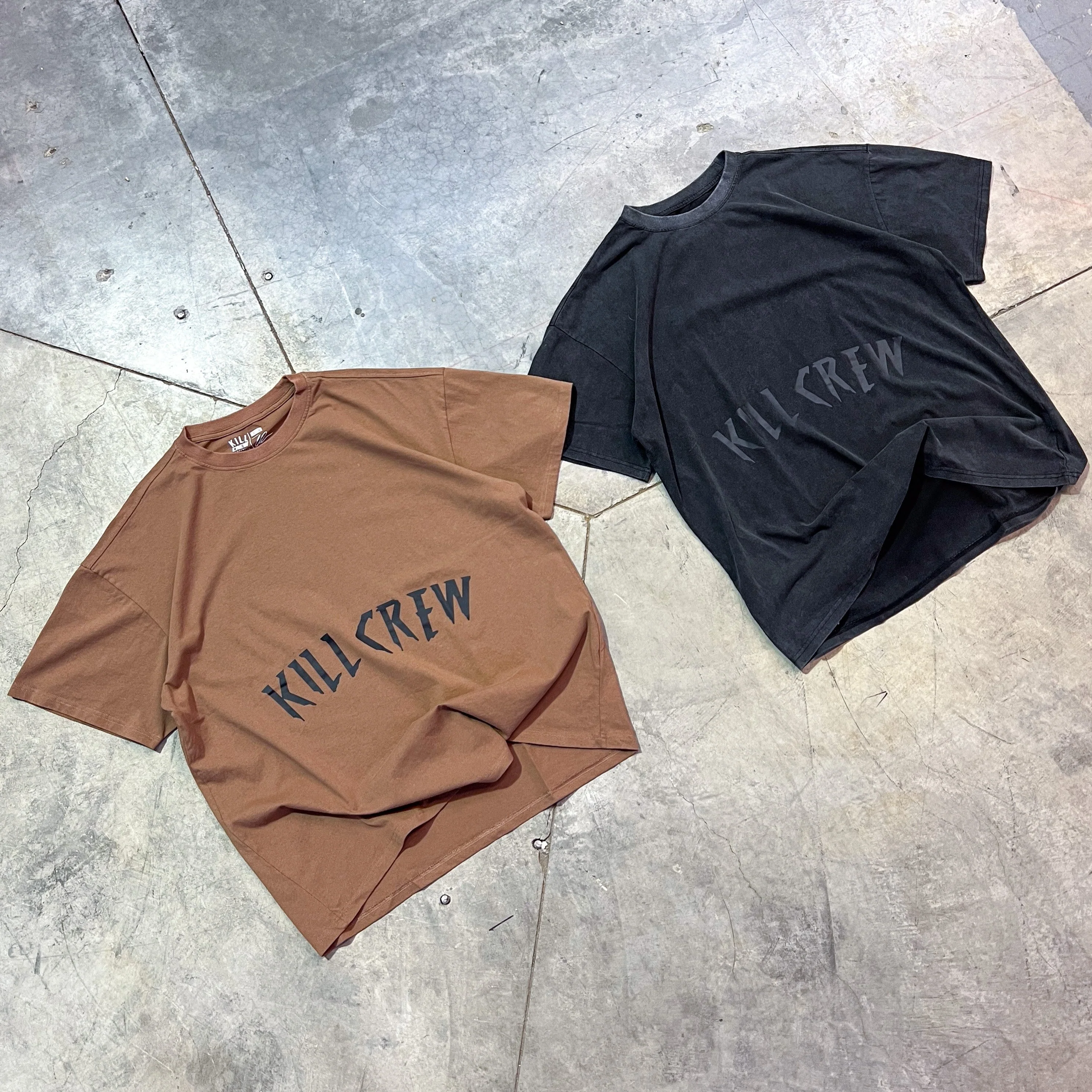 OVERSIZED LUX ACID WASH T-SHIRT - BLACKOUT - Image 3
