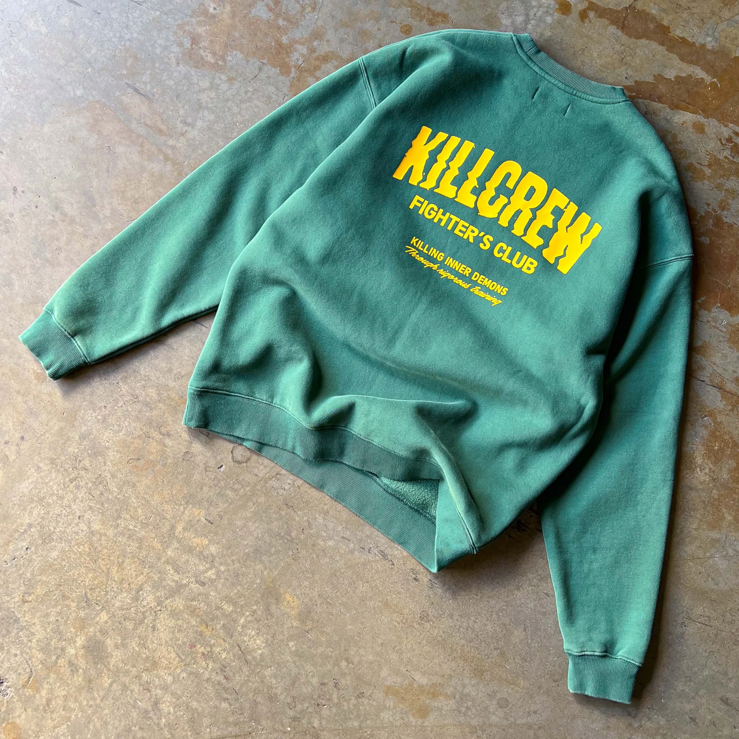 OVERSIZED LUX RIGOROUS TRAINING CREW NECK - GREEN / GOLD - Image 3