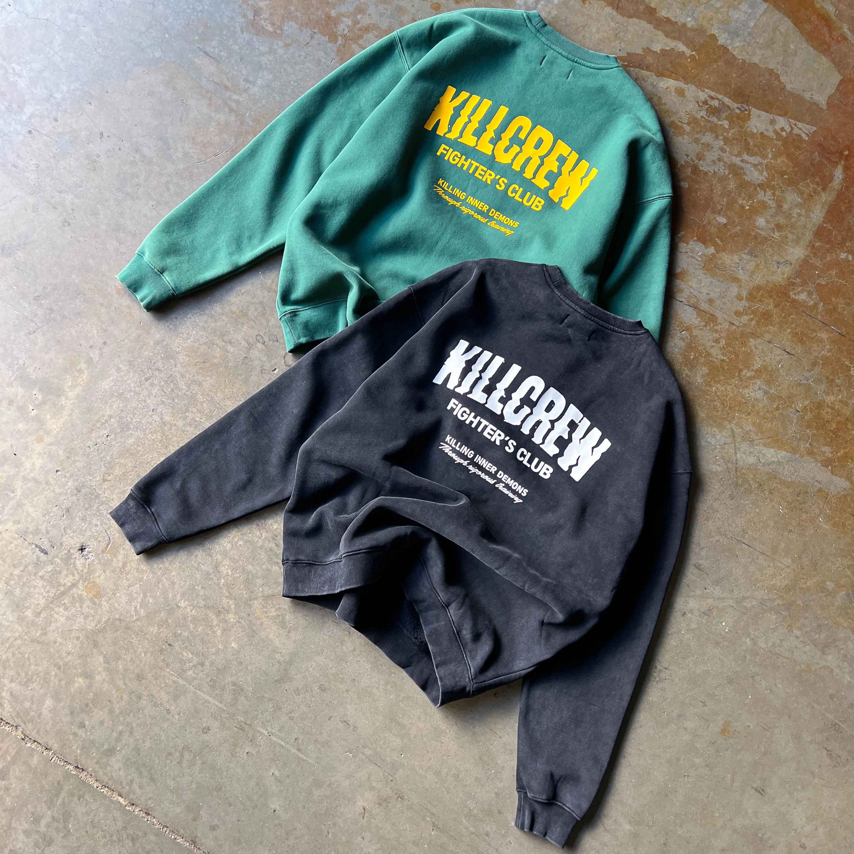 OVERSIZED LUX RIGOROUS TRAINING CREW NECK - GREEN / GOLD - Image 4