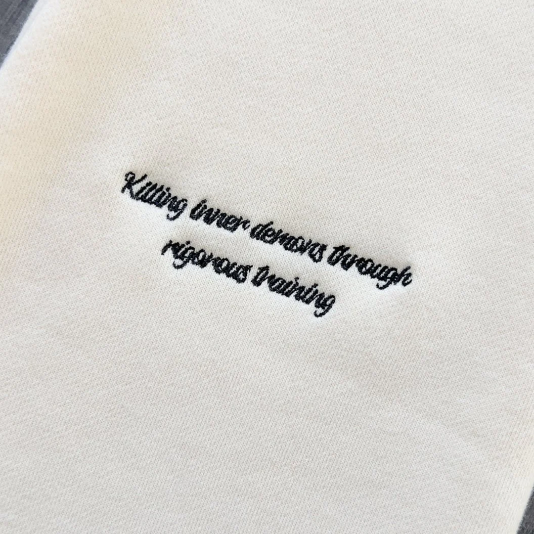 OVERSIZED LUX "SCRIPT" CREW NECK - CREAM / BLACK - Image 3
