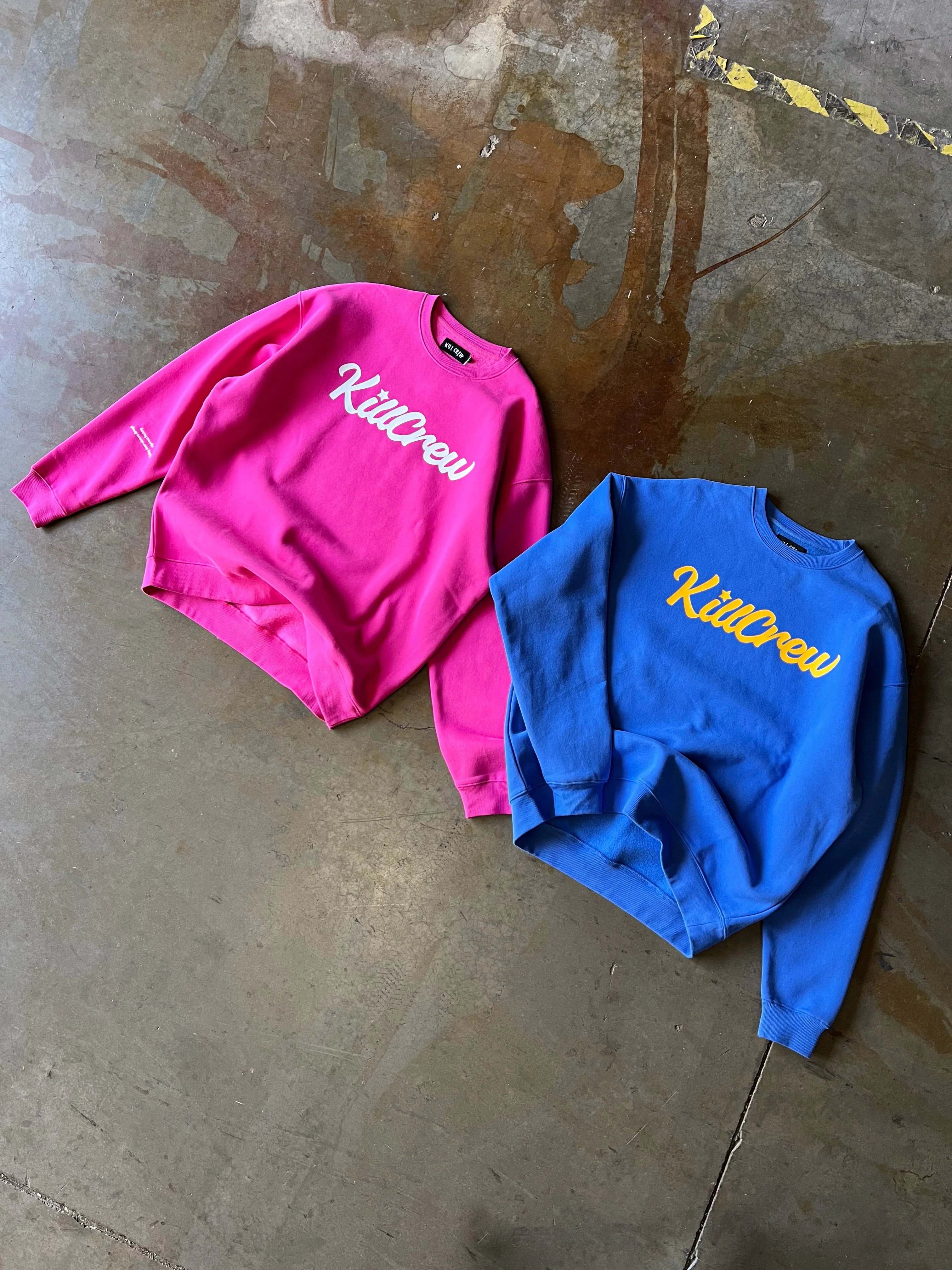 OVERSIZED LUX "SCRIPT" CREW NECK - PINK / WHITE - Image 4