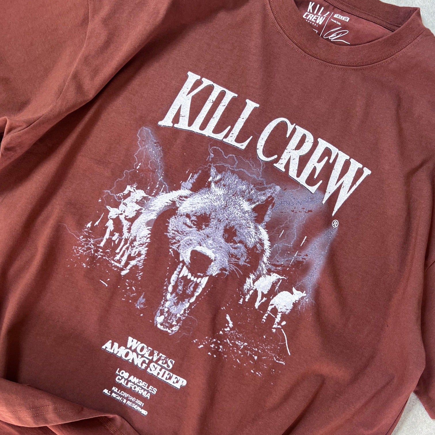 OVERSIZED MIDST OF WOLVES T-SHIRT - BROWN - Image 3
