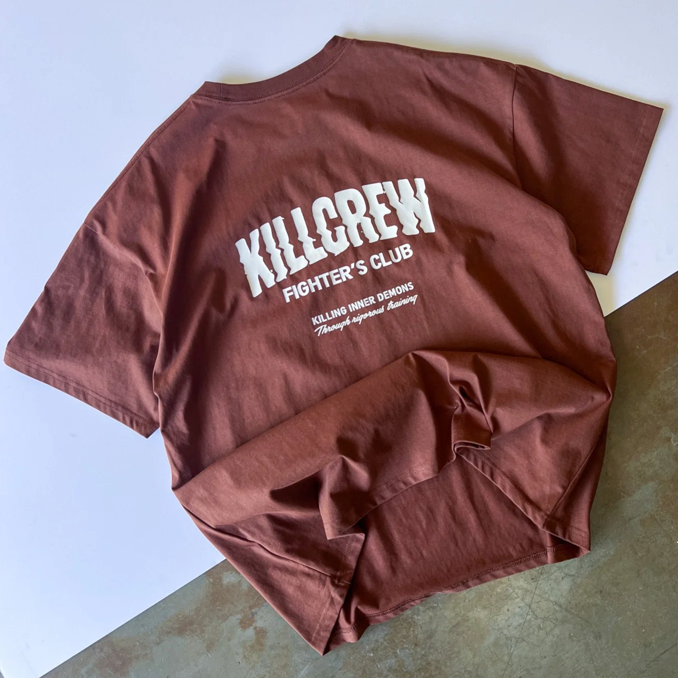 RELAXED FIT RIGOROUS TRAINING T-SHIRT - BROWN / WHITE - Image 3