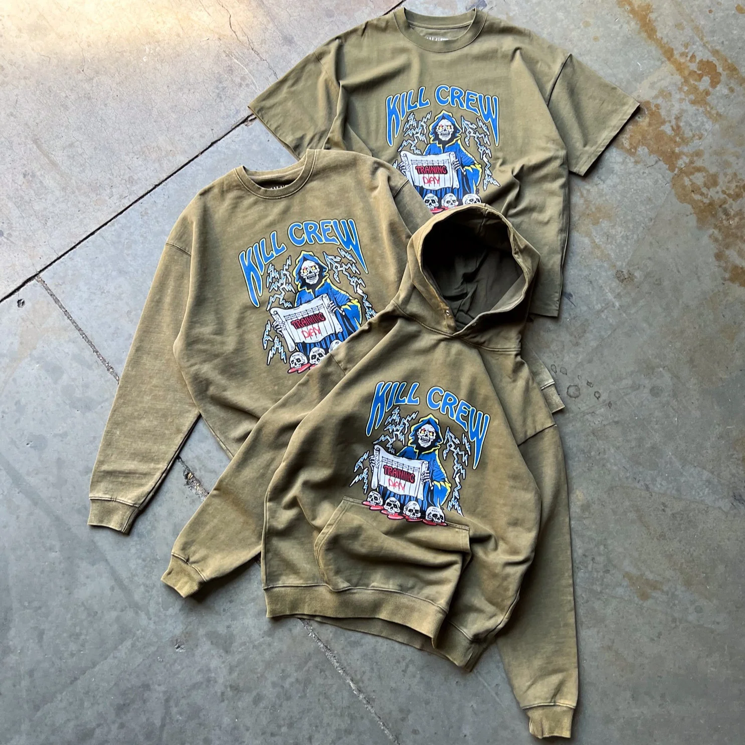 OVERSIZED TRAINING DAY T-SHIRT - OLIVE - Image 3