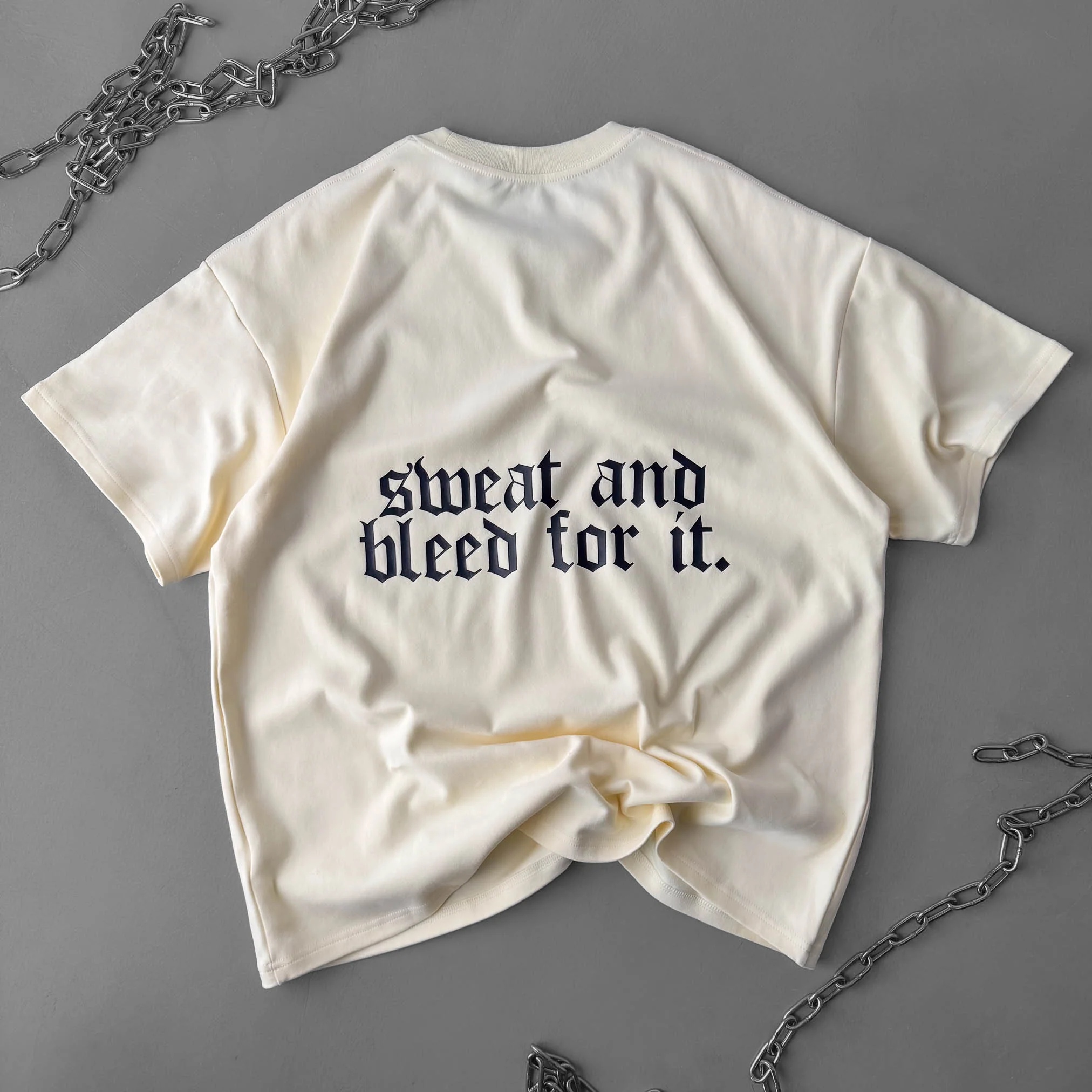 RELAXED FIT NATURAL COTTON "SWEAT & BLEED" T-SHIRT - CREAM - Image 5