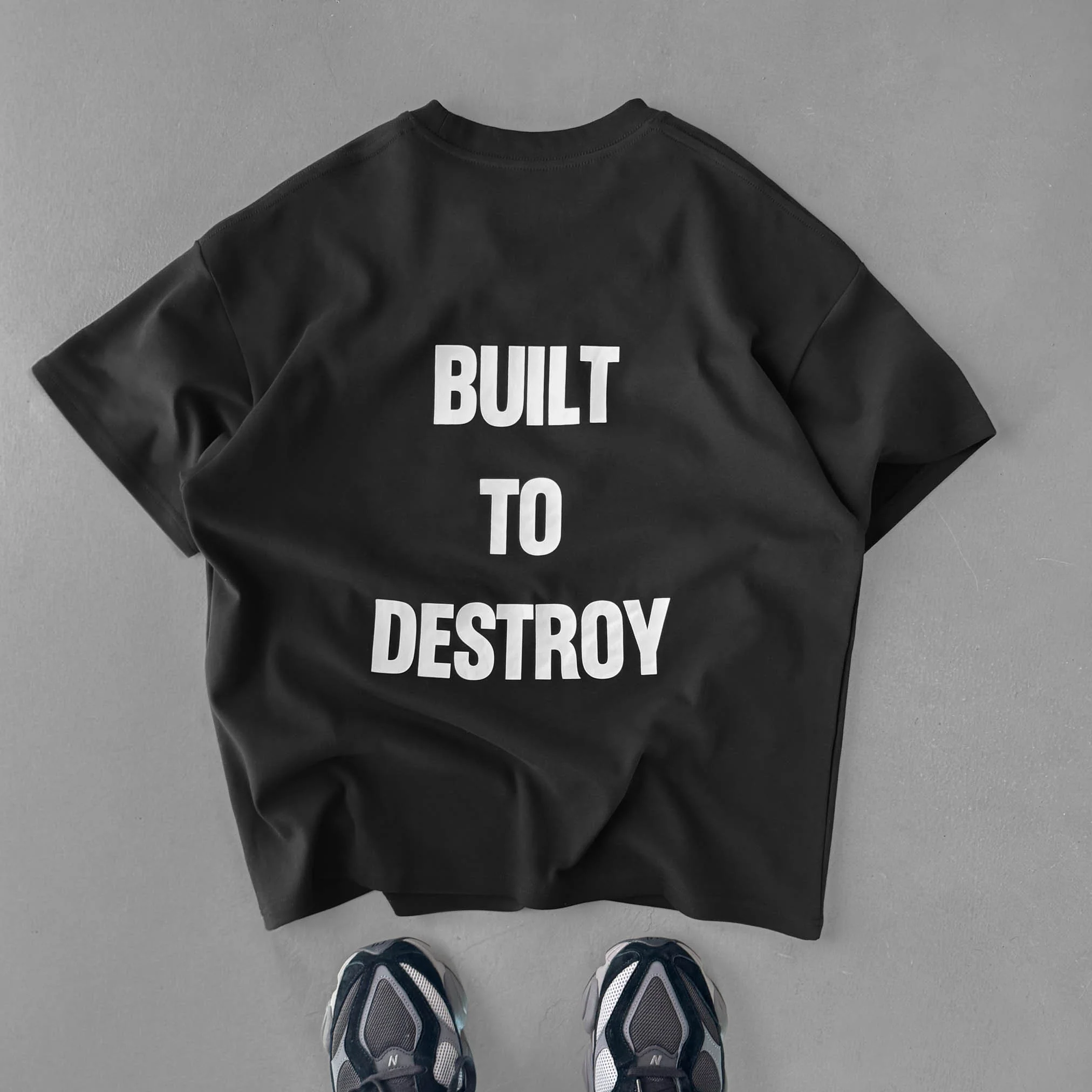 RELAXED FIT NATURAL COTTON "BUILT TO DESTROY" T-SHIRT - BLACK / WHITE - Image 5