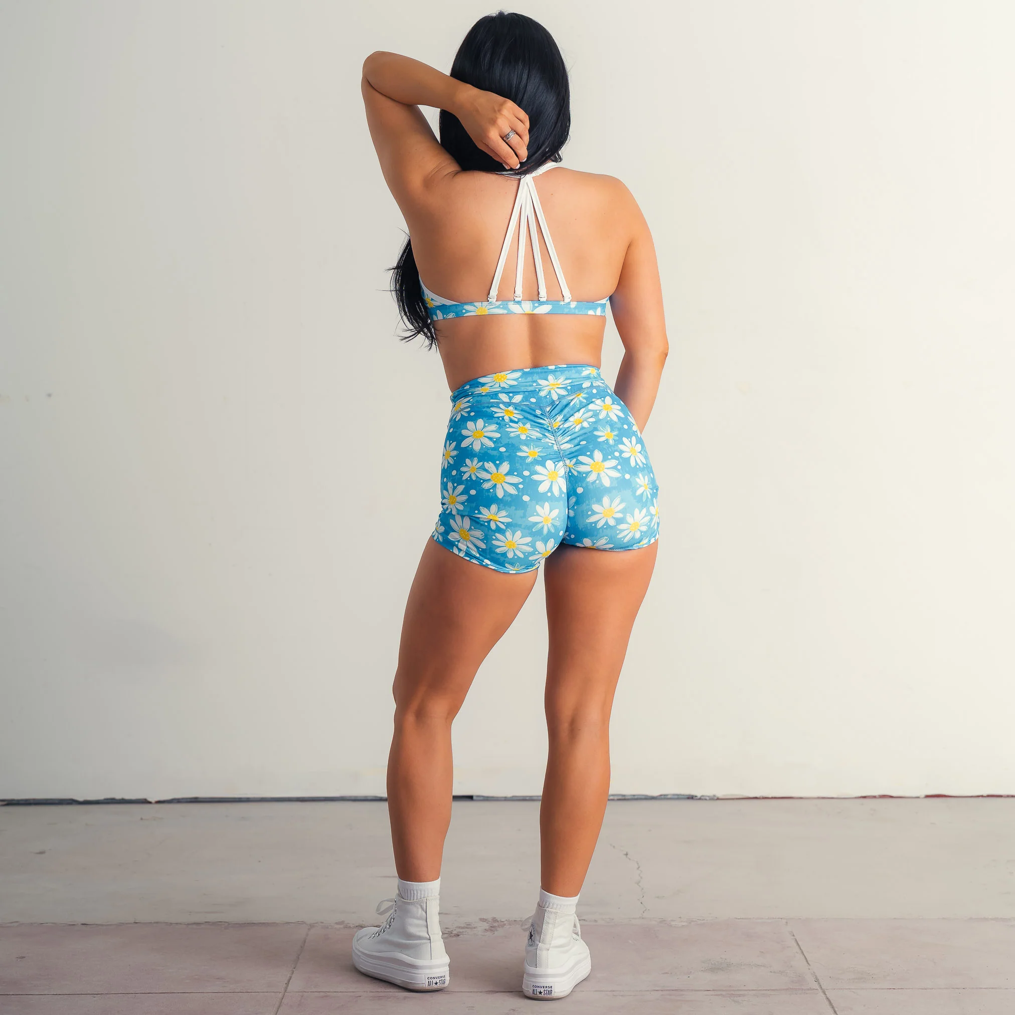 SCRUNCH BIKER SHORTS "DAISY FIELD" - Image 4