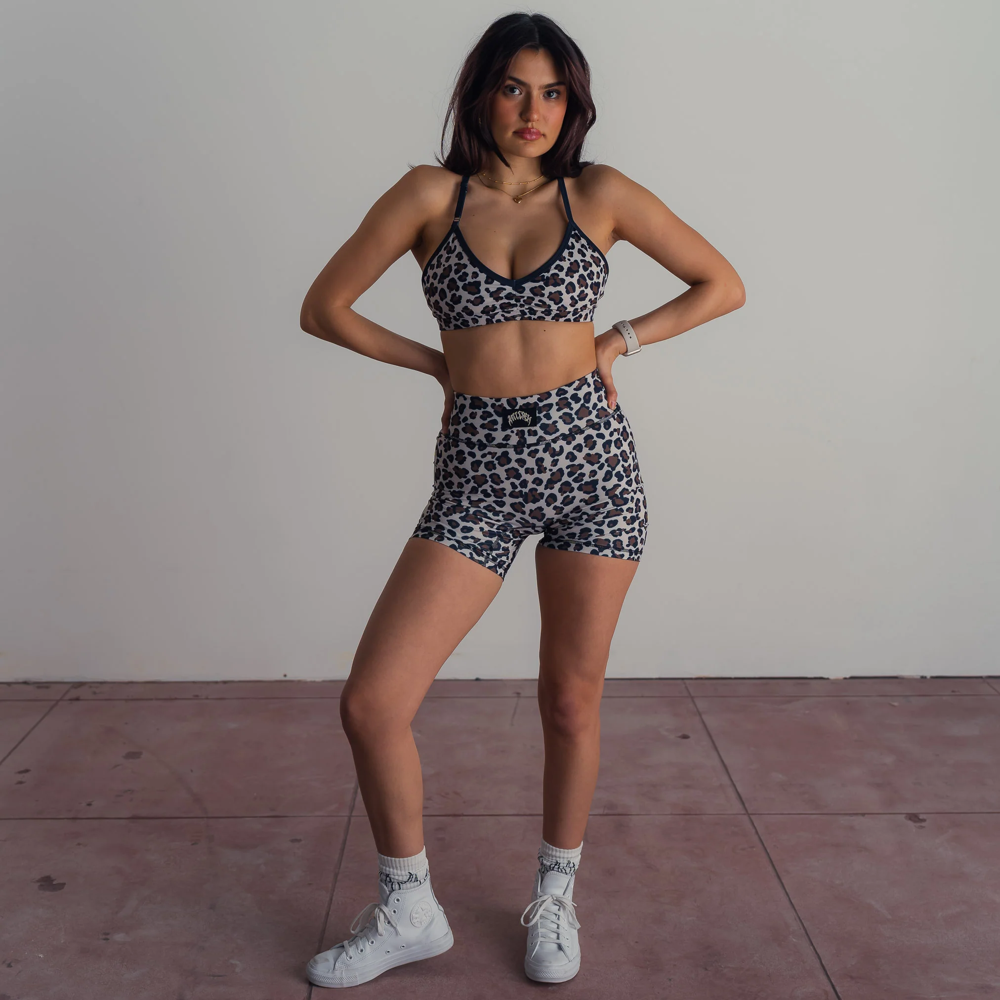 SCRUNCH BIKER SHORTS - LEOPARD - Image 4