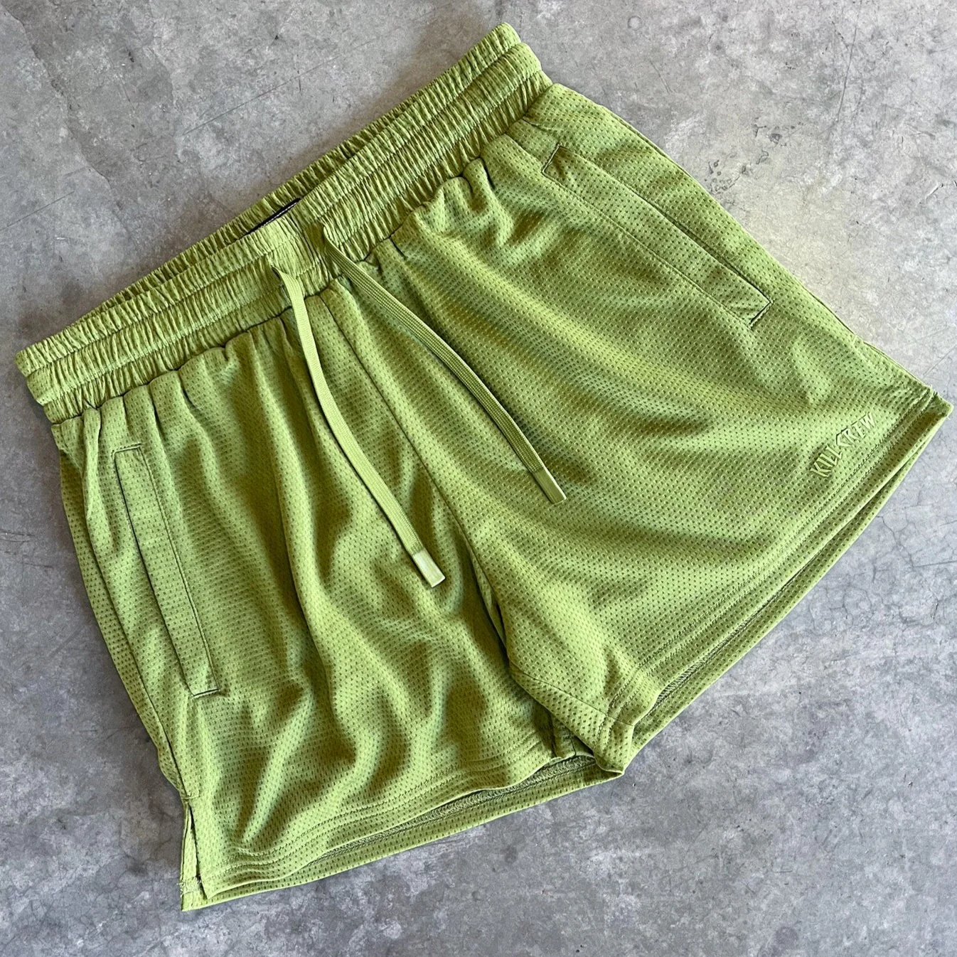 SIMPLE MUAY THAI SHORTS (MID THIGH CUT) - GREEN - Image 2