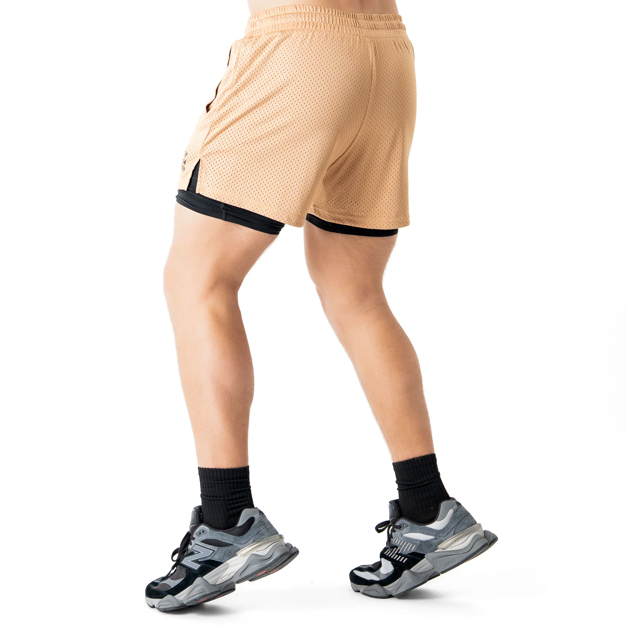 TRAINING SHORT WITH LINER - SAND - Image 4