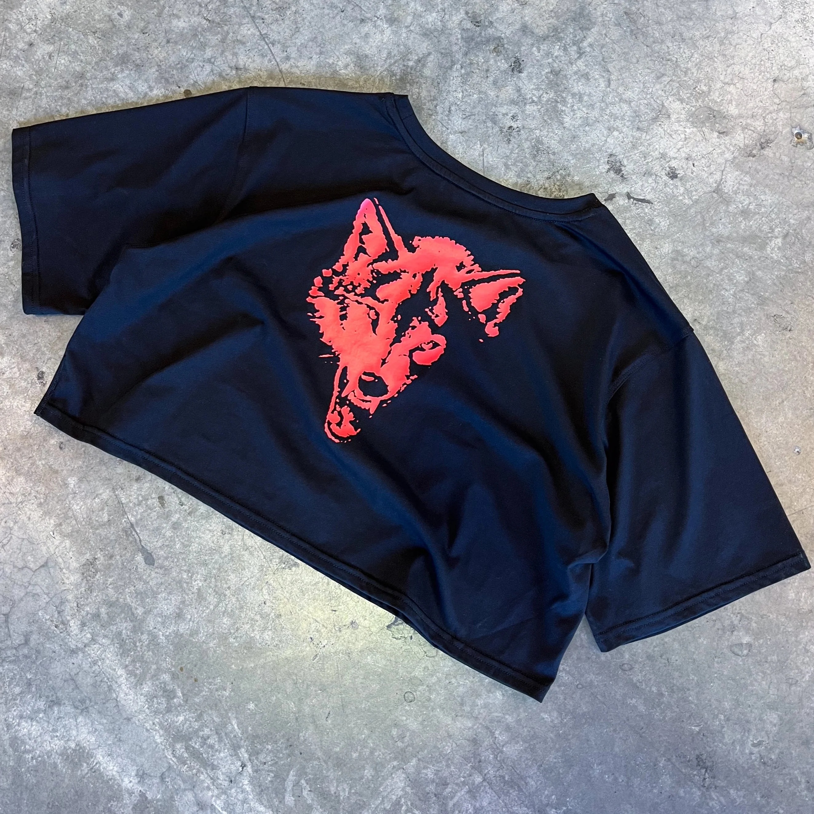 WOLF CROP TOP - BLACK / RED - Image 3